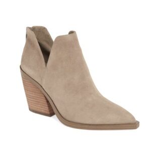 Vince Camuto Gigietta Booties in Foxy Suede Size 7.5